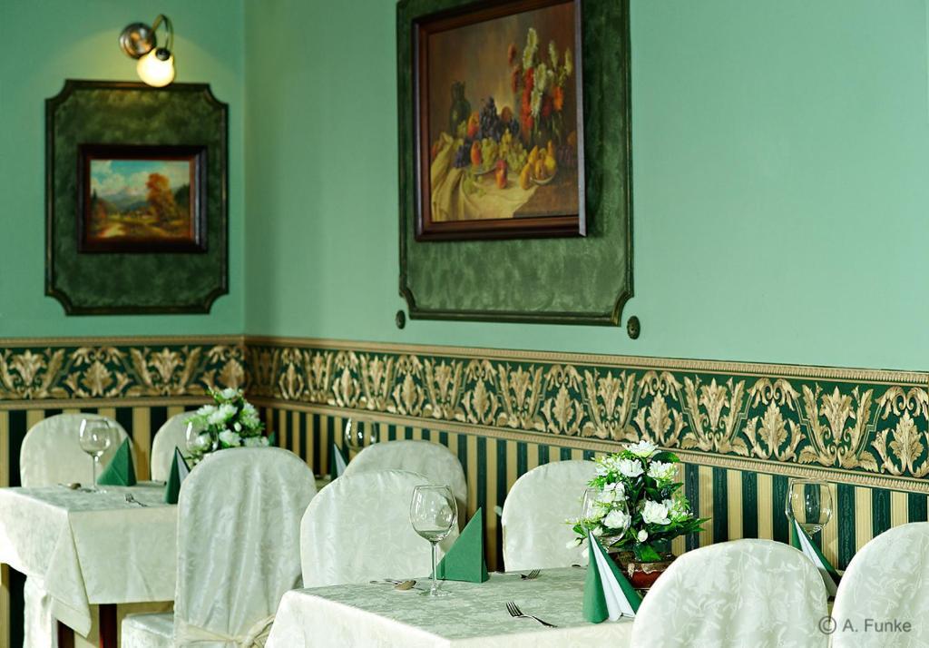 Hotel Lovecky Zamecek Orion Liberec Exterior foto