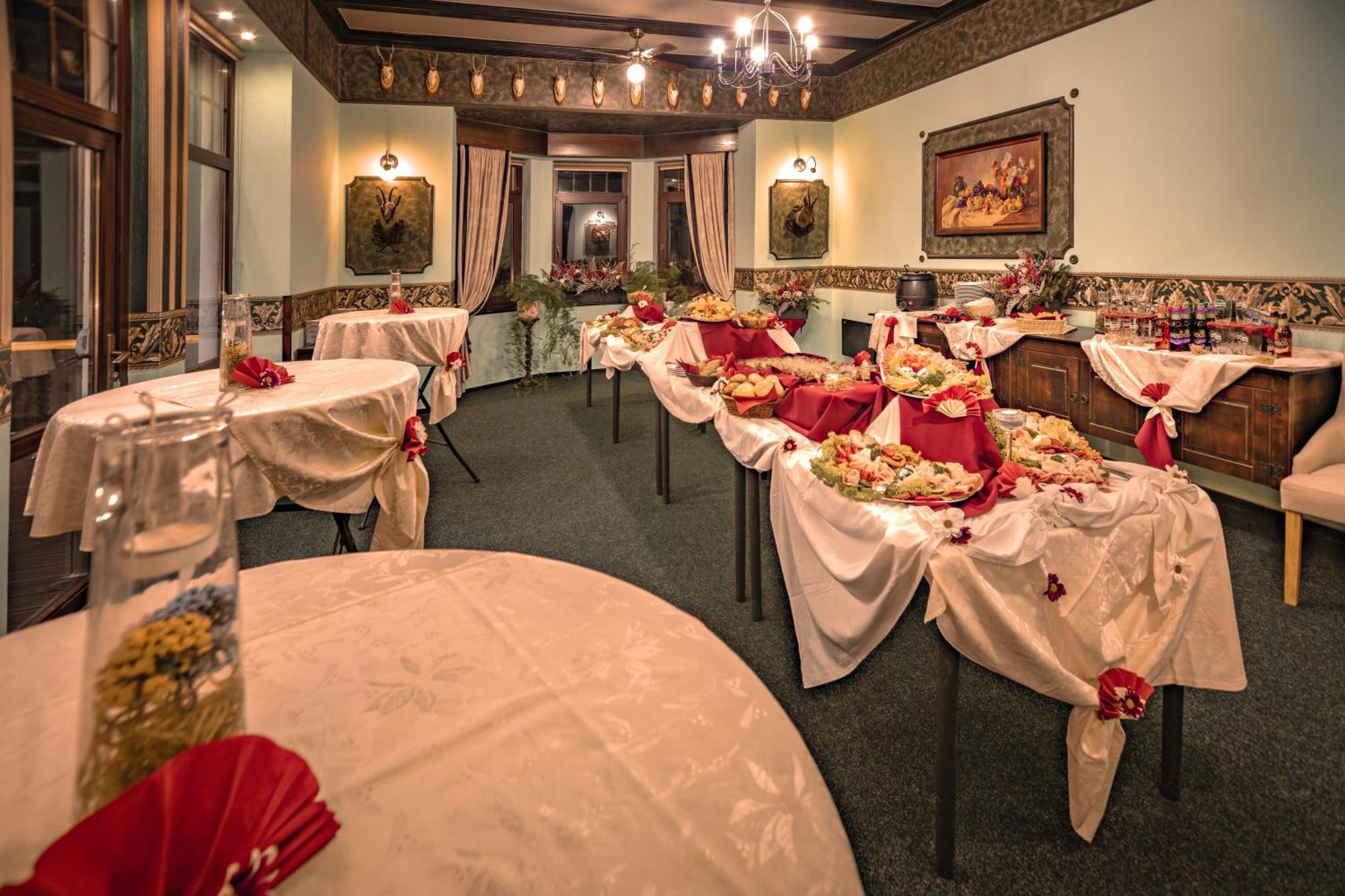 Hotel Lovecky Zamecek Orion Liberec Exterior foto